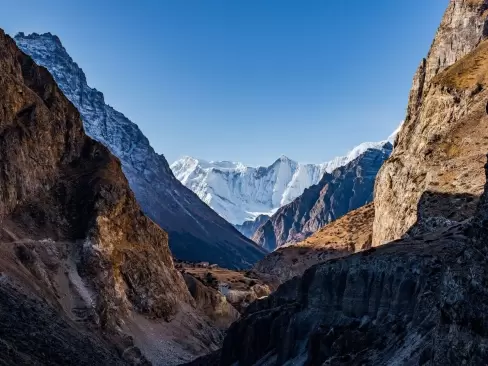 Nar Phu Via Annapurna circuit trek