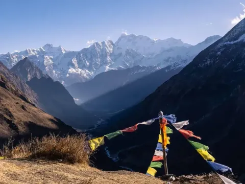 Manaslu Circuit Trek on a Budget: How to Save Money Without Missing Out