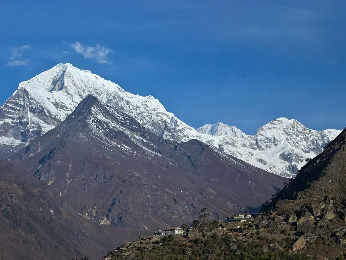 Top Reasons to Choose Trekking or Visiting Nepal