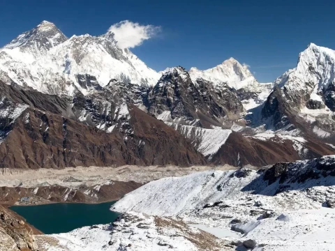 How to Trek the Everest Three Passes on a Budget