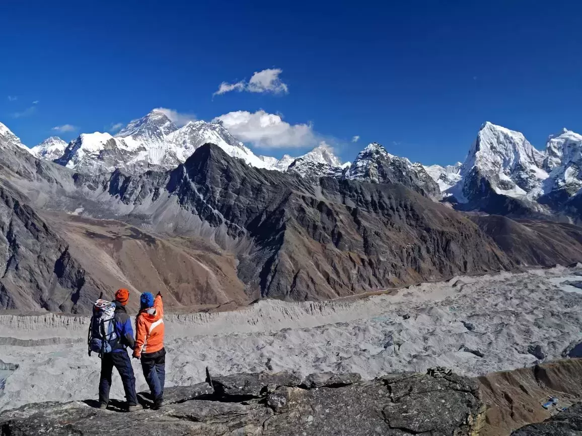 Top 9 Reasons to Go on Everest Base Camp Trek