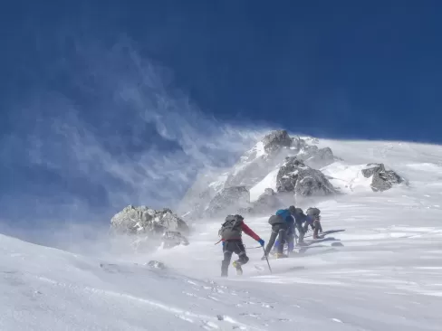 Chulu East Peak Climbing