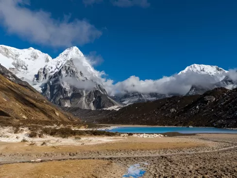 Kanchenjunga South Base Camp Trekking